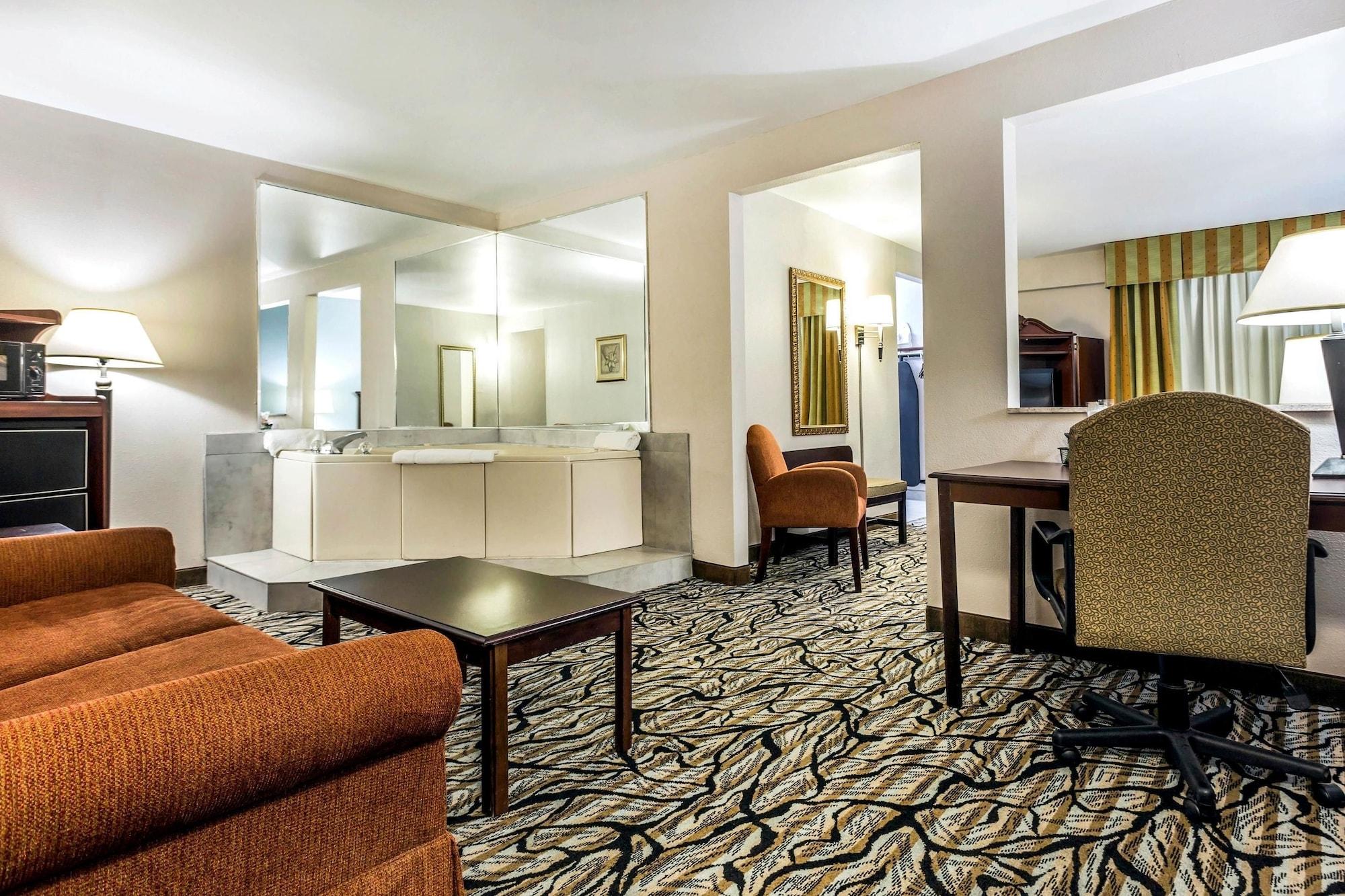 Quality Inn At The Park Fort Mill Kültér fotó